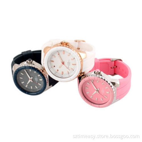 New Design Stainless Steel Watch with Silicone Strap, Suitable for Men and Women